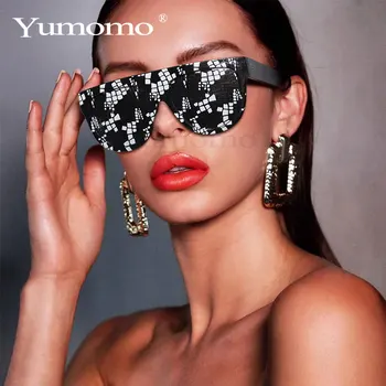 Sexy náměstí sluneční brýle dámské módní python vzor nadrozměrných sluneční brýle muži a ženy, černé propustnost světla Lunetě Femme
