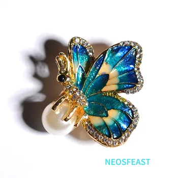 Klasické Šperky Pearl Butterfly Brože pro Ženy Zlatá Barva Multi Drahokamu Brož Vintage Malované Pin Živůtek Dámy Dárky